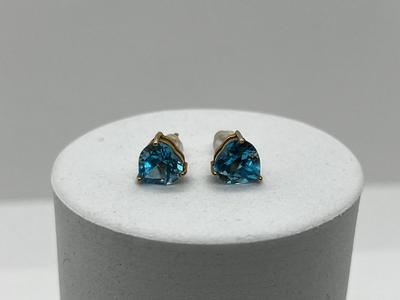LOT 87: 14K Yellow Gold and Blue Topaz Pierced Earrings - 1.52 GTW