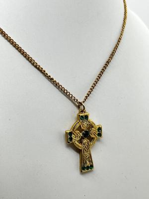 LOT 88: Pretty Celtic Cross on 18" Chain