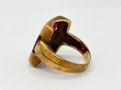 LOT 91: 10K Yellow Gold Masonic Ring - Size 8 -6.19 GTW