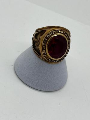 LOT 92: 1952 Balfour 10K Yellow Gold and Ruby Class Ring - Size 5 - 8.64 GTW