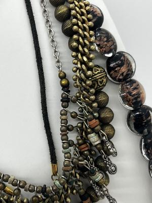 LOT 99: Assorted Chunky Earth Toned Necklaces
