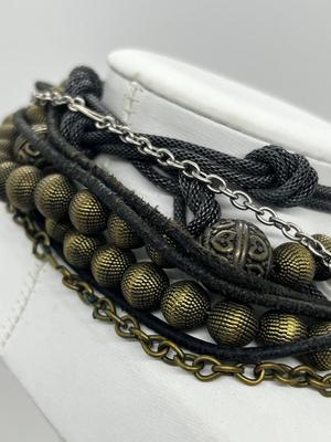 LOT 99: Assorted Chunky Earth Toned Necklaces