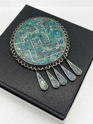 LOT 101: Amazing Vintage Taxco Mexican Micro Mosaic Turquoise Brooch