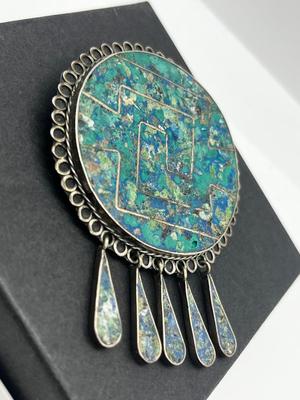 LOT 101: Amazing Vintage Taxco Mexican Micro Mosaic Turquoise Brooch