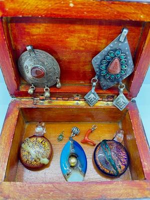 LOT 146: Three Art Glass Pendants, Tiny Jade Pendant, Branch Coral Pendant, Cinnabar Round Pendant and More!