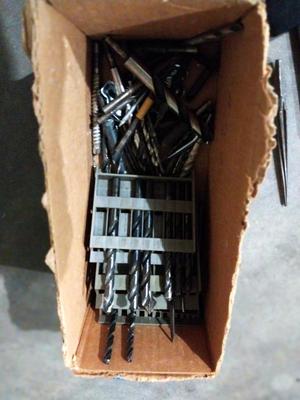 CRAFTSMAN 3/8" ELECTRIC DRILL AND LOTS DRILLBITS