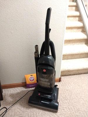HOOVER WINDTUNNEL UPRIGHT VACCUUM