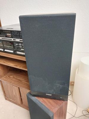 FISHER STEREO WITH TURNTABLE AND SPEAKERS