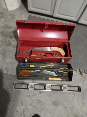 METAL CARRY TOOLBOX-LEVEL AND HAND TOOLS