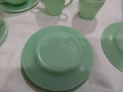 VINTAGE TABLECLOTH AND DISHES
