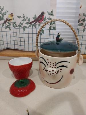 CANISTERS WITH LID