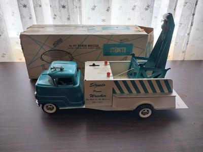VINTAGE STRUCTO POWER WRECKER IN ORIGINAL BOX