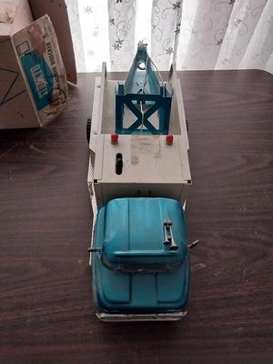 VINTAGE STRUCTO POWER WRECKER IN ORIGINAL BOX
