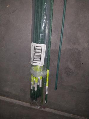 NICE YARD ART AND PLANT STICK HOLDERS