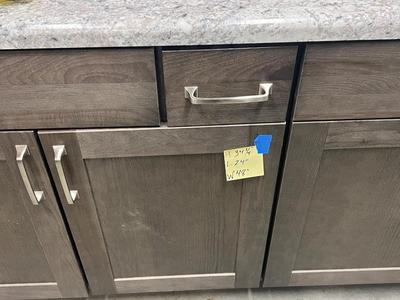 2 sets of Midcontinent cabinetry cabinets
