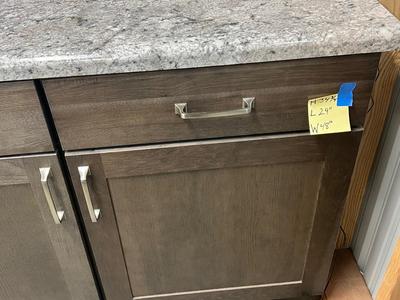 2 sets of Midcontinent cabinetry cabinets