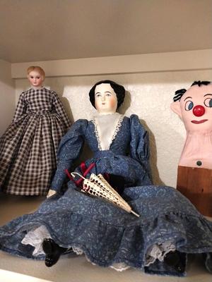VINTAGE DOLLS AND BOOK