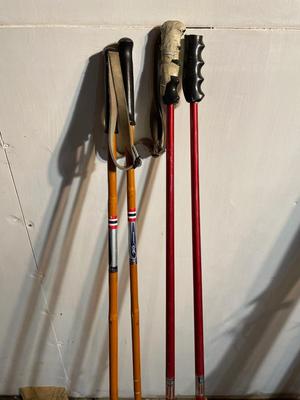 Vintage Hart skis & poles