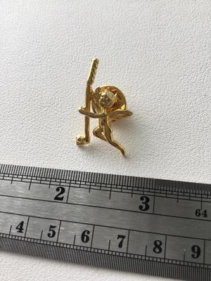 Unmarked vintage push pin