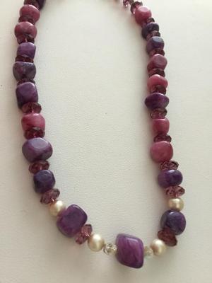 Beautiful purple fashion stone faux necklace