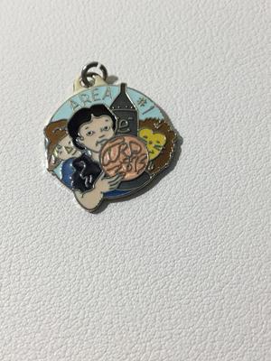 Area #1 round colorful necklace pendant
