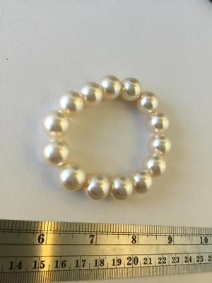 Faux pearl stretchy fashion bracelet