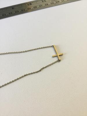 Goldtone cross necklace