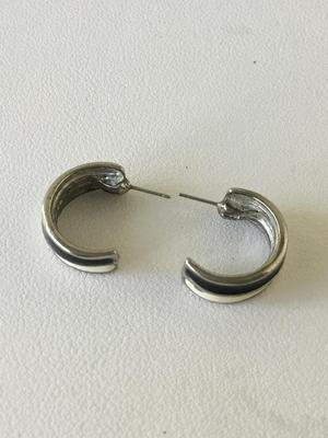Enamel type small hoop earrings