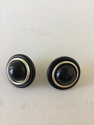Vintage statement black round earrings