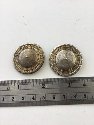 Vintage round clip on earrings