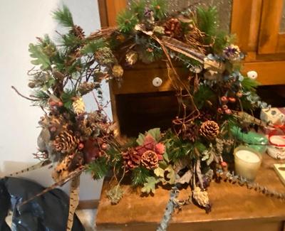 CHRISTMAS DECOR