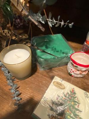 CHRISTMAS DECOR