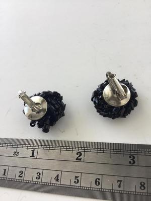 Unmarked black clip on earrings vintage