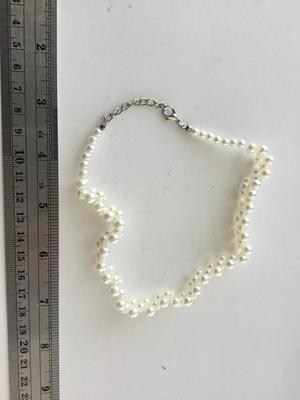 Faux pearl choker necklace