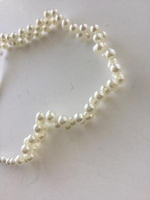 Faux pearl choker necklace