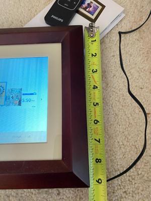 PHILLIPS DIGITAL PHOTO FRAME AND CHERUB FRAMED WALL ART