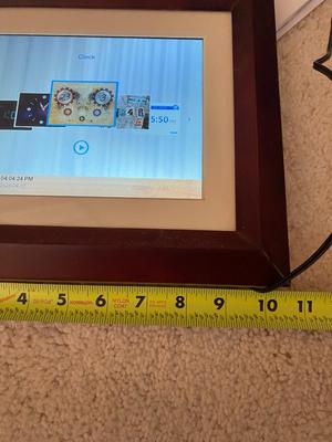 PHILLIPS DIGITAL PHOTO FRAME AND CHERUB FRAMED WALL ART
