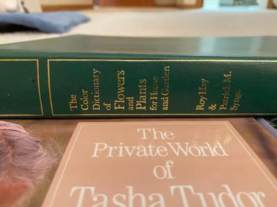 GARDEN & HERB BOOKS