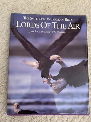 LARGE BIRDS OF AMERICA BOOK AND THE SMITHSONIAN'S LORDS OF THE AIR