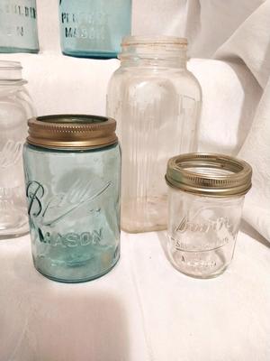 VINTAGE GLASS JARS-BALL-ATLAS