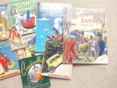 CHILDRENS VINTAGE STORY AND COLORING BOOKS