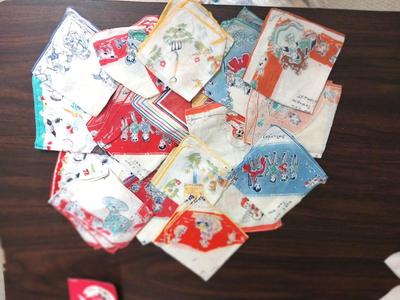 VINTAGE LADIES' HANKIES