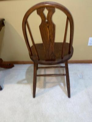 ANTIQUE WALNUT CHAIR