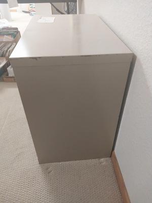 TWO DRAWER METAL LATTERAL CABINET