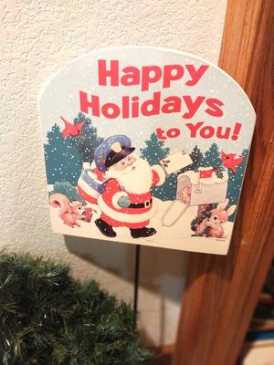 WOODEN REINDEER-RUG-WREATH AND SIGN