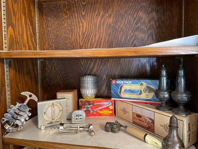 Vintage kitchen items