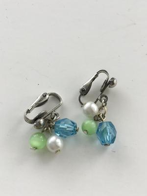 Vintage dangle beaded clip on earrings