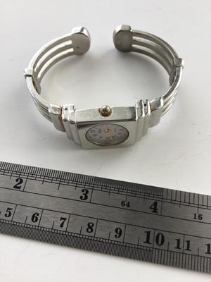 Vivian I marked cuff watch