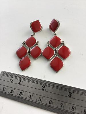 Red fashion dangle earrings