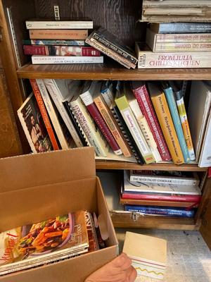 Cookbooks & cooking magazines